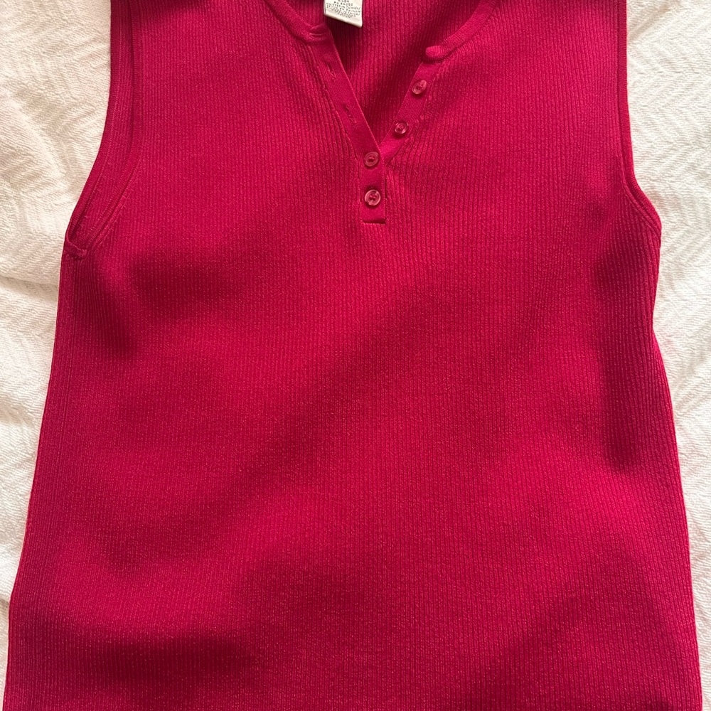 Nine & Co. Red Tank Top Classic Sleeveless Design